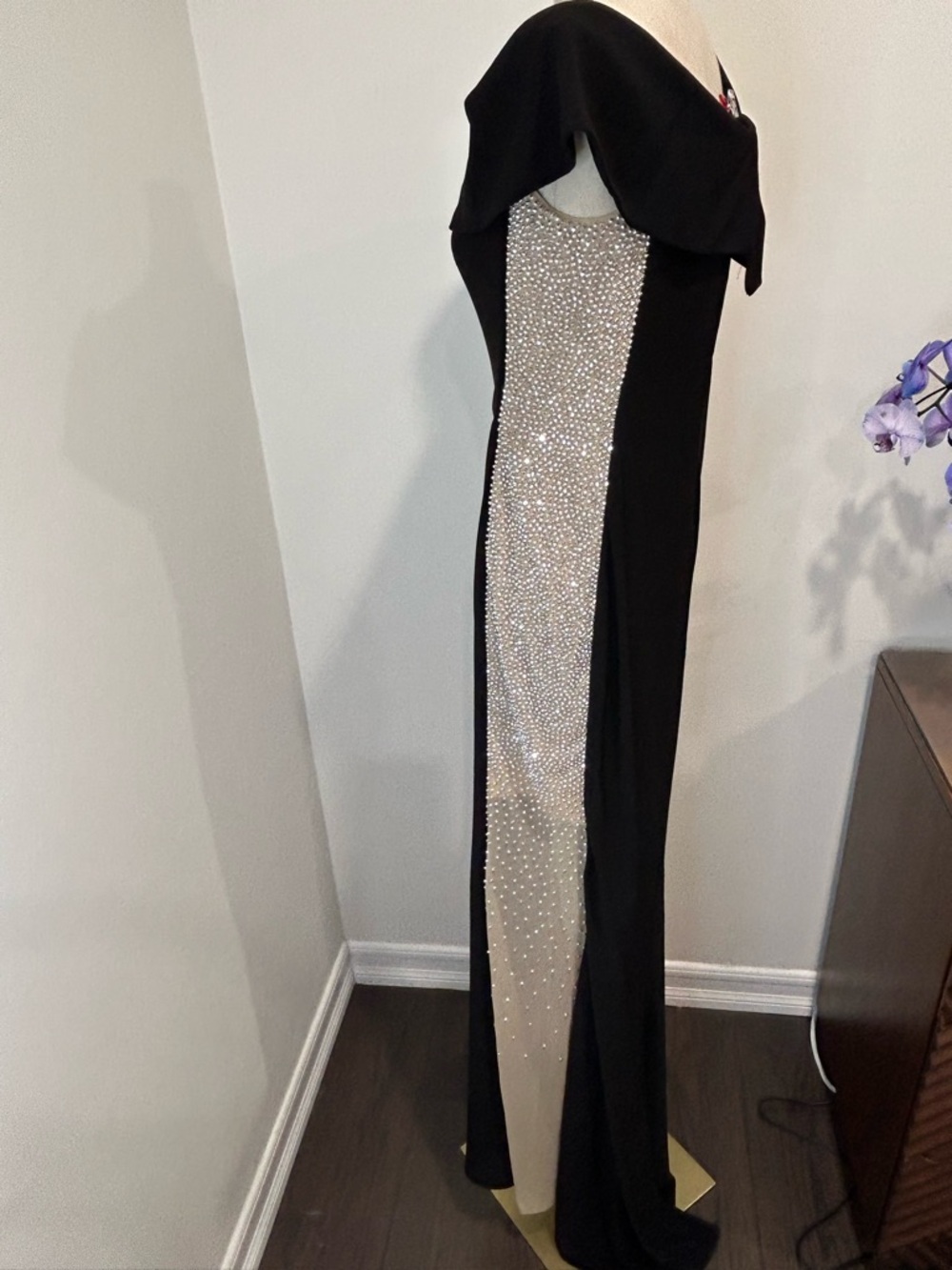 XSCAPE - Crystal Mesh Detail One-Shoulder Sheath Detail Gown Size 12 - Picture 7 of 16